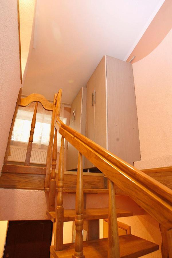 Ferienwohnung Simfonia Lwiw Lemberg Exterior foto